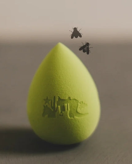 Western Punchy Makeup Blender
