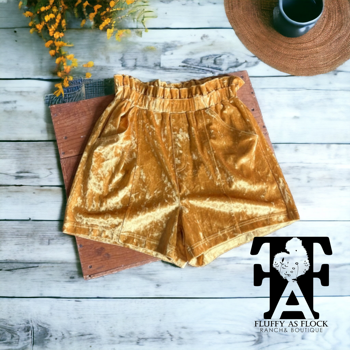 Women's Velvetier paper bag shorts