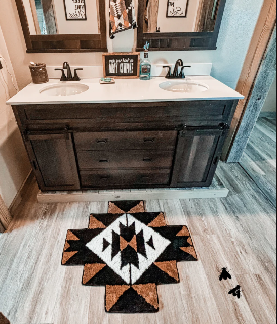VIRAL Aztec Rug
